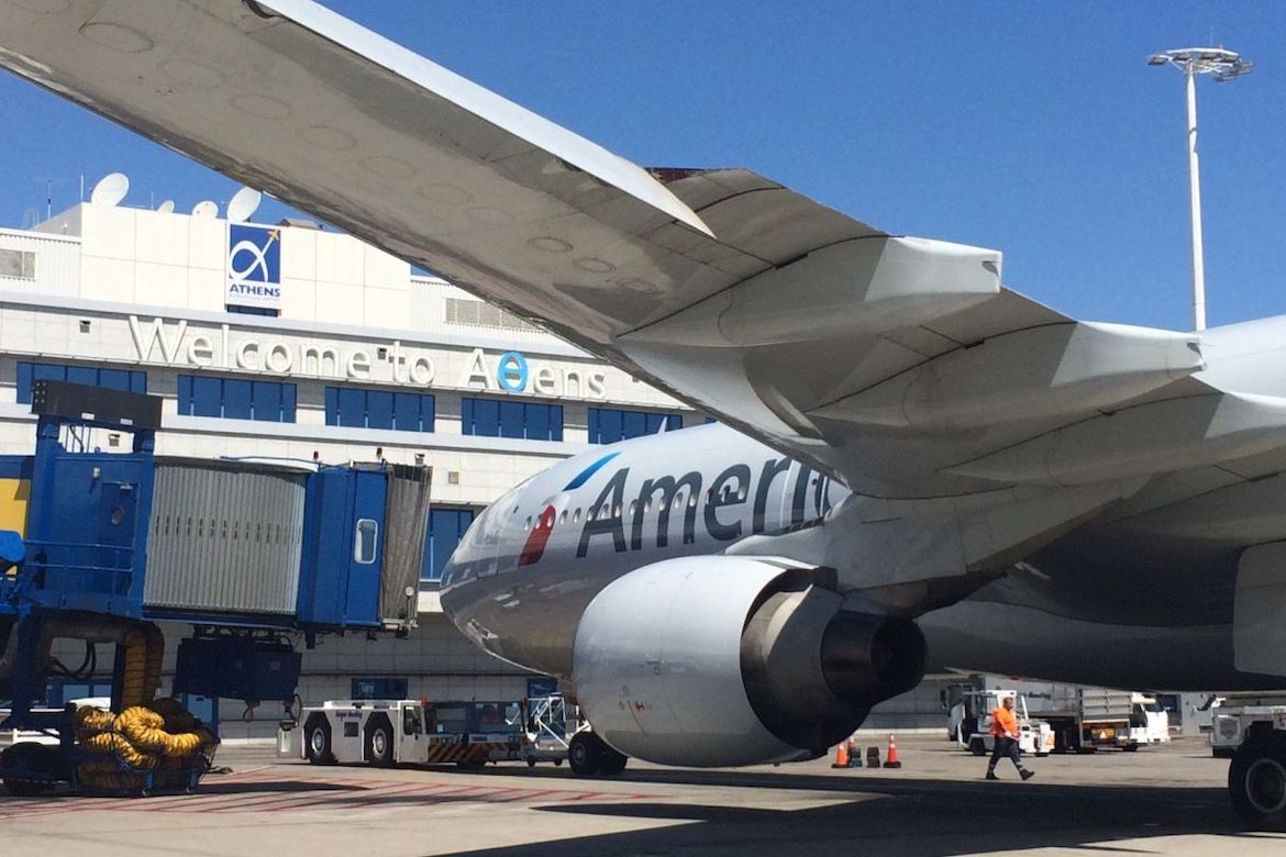 American Airlines Seeking Greek-Speaking Flight Attendants - The Pappas Post